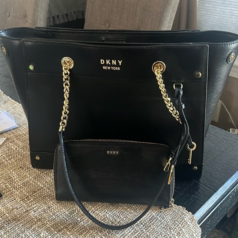 Like new! All black DKNY BAG with wallet